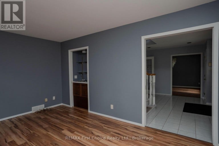 2086 GRANITE ROAD, Thunder Bay (McIntyre South), Ontario, P7G1M4
