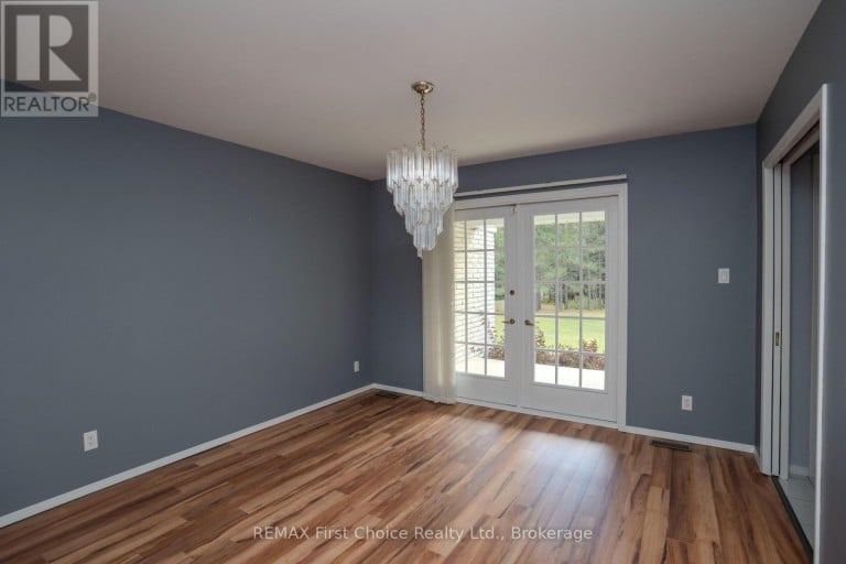 2086 GRANITE ROAD, Thunder Bay (McIntyre South), Ontario, P7G1M4