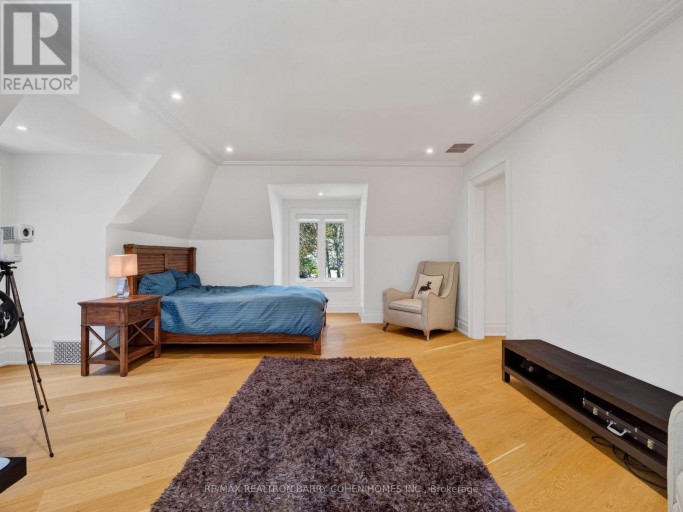 25 TUDOR GATE, Toronto (Bridle Path-Sunnybrook-York Mills), Ontario, M2L1N3