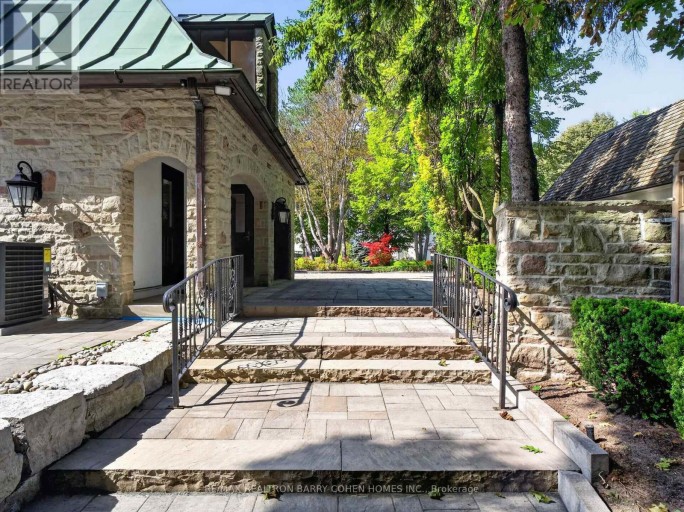25 TUDOR GATE, Toronto (Bridle Path-Sunnybrook-York Mills), Ontario, M2L1N3