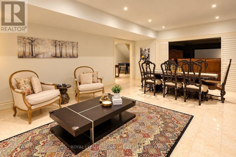 1 OAKLEY PLACE, Toronto (St. Andrew-Windfields), Ontario, M2P2G3