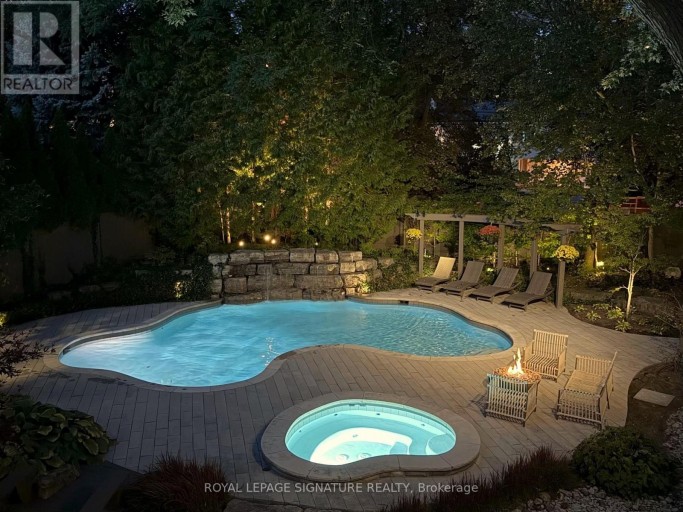 1 OAKLEY PLACE, Toronto (St. Andrew-Windfields), Ontario, M2P2G3