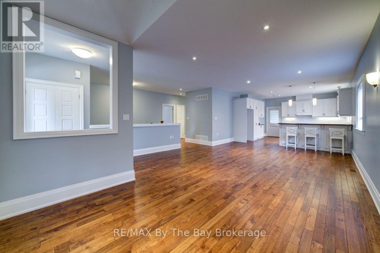 12 51 STREET S, Wasaga Beach, Ontario, L9Z1X5
