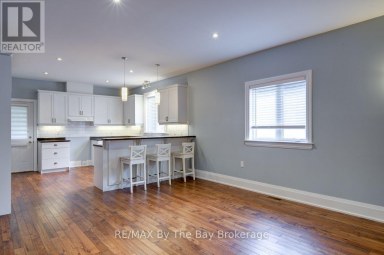 12 51 STREET S Wasaga Beach Ontario photo 16