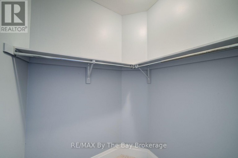 12 51 STREET S, Wasaga Beach, Ontario, L9Z1X5