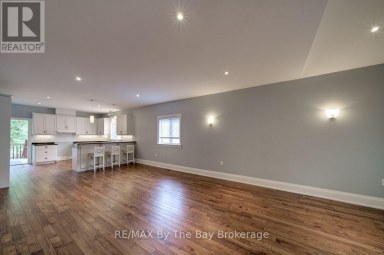 12 51 STREET S Wasaga Beach Ontario photo 8