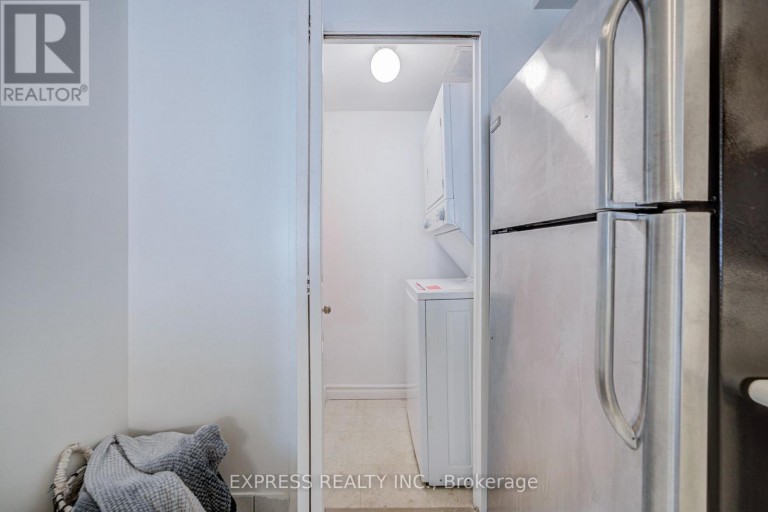 1111 - 18 LEE CENTRE DRIVE, Toronto (Woburn), Ontario, M1H3H5