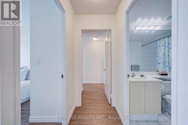1111 - 18 LEE CENTRE DRIVE, Toronto (Woburn), Ontario, M1H3H5