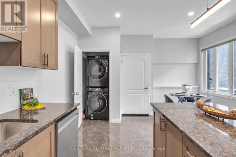 548 WHITE'S HILL AVENUE, Markham (Cornell), Ontario, L6B1N9