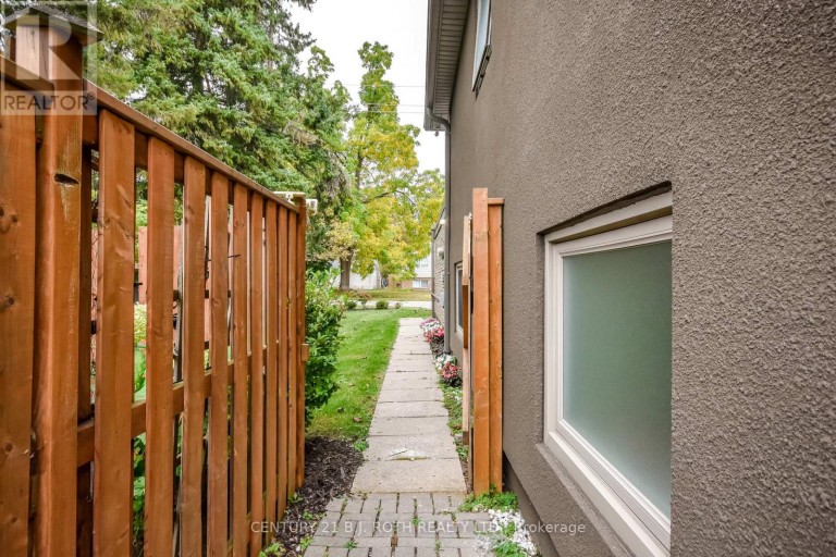 93 GROVE STREET E, Barrie (Wellington), Ontario, L4M5G2