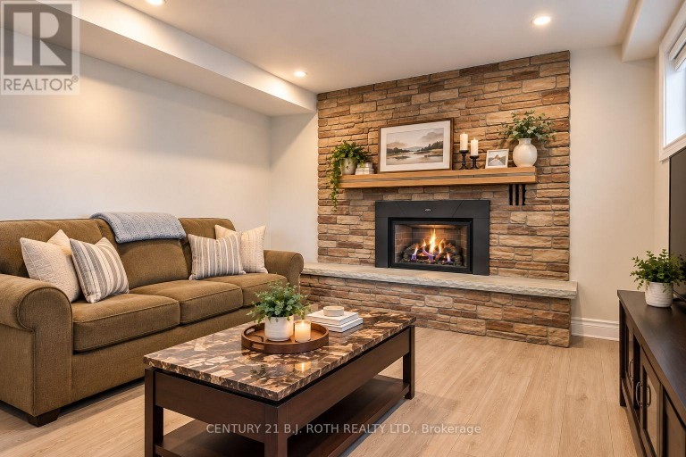 93 GROVE STREET E, Barrie (Wellington), Ontario, L4M5G2