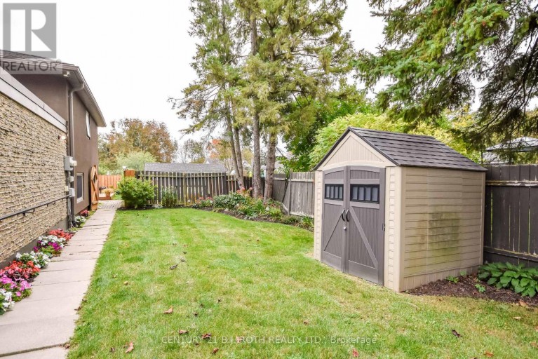 93 GROVE STREET E, Barrie (Wellington), Ontario, L4M5G2