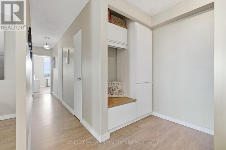 907 - 75 EMMETT AVENUE, Toronto (Mount Dennis), Ontario, M6M5A7