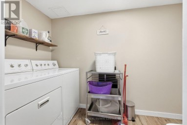907 - 75 EMMETT AVENUE Toronto (Mount Dennis) Ontario photo 24