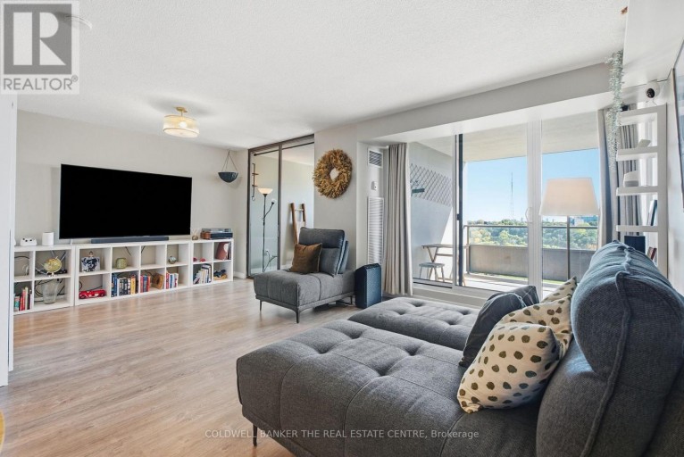 907 - 75 EMMETT AVENUE, Toronto (Mount Dennis), Ontario, M6M5A7