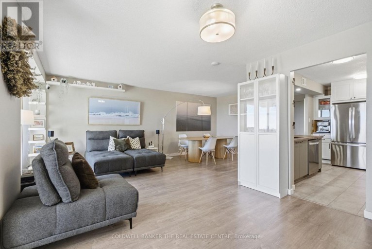 907 - 75 EMMETT AVENUE, Toronto (Mount Dennis), Ontario, M6M5A7
