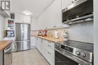 907 - 75 EMMETT AVENUE Toronto (Mount Dennis) Ontario photo 9