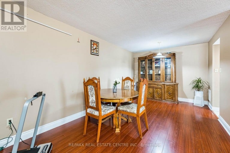 210 - 10 MALTA AVENUE, Brampton (Fletcher's Creek Village), Ontario, L6Y4G6