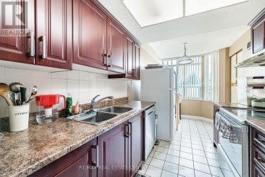 210 - 10 MALTA AVENUE Brampton (Fletcher's Creek Village) Ontario photo 24