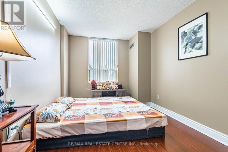 210 - 10 MALTA AVENUE, Brampton (Fletcher's Creek Village), Ontario, L6Y4G6