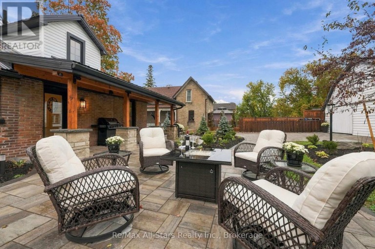 40 CAROLINE STREET, Kawartha Lakes (Lindsay), Ontario, K9V1T1