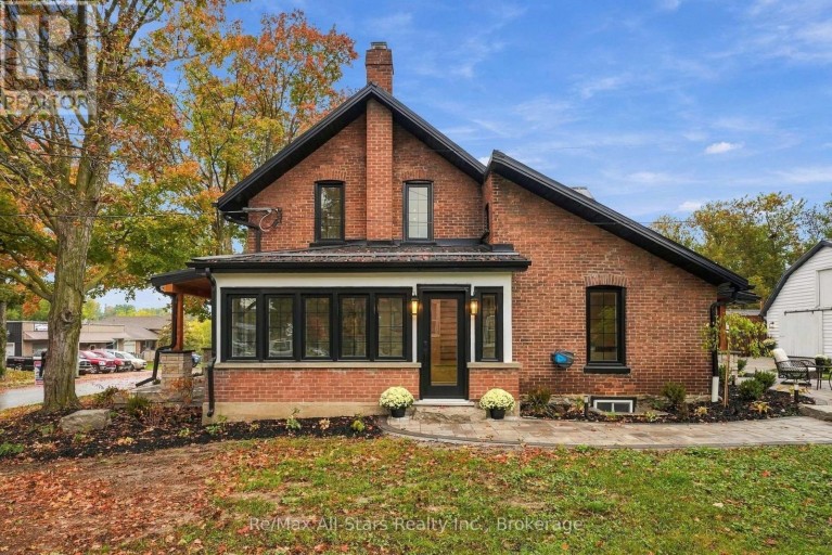 40 CAROLINE STREET, Kawartha Lakes (Lindsay), Ontario, K9V1T1