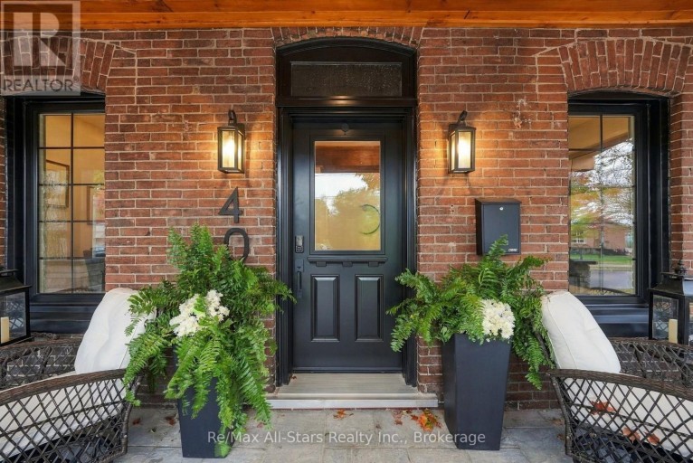 40 CAROLINE STREET, Kawartha Lakes (Lindsay), Ontario, K9V1T1