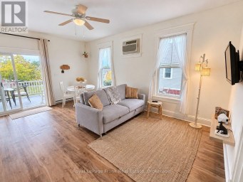 59 - 113 BUTTERNUT LANE Prince Edward County (Athol Ward) Ontario photo 11