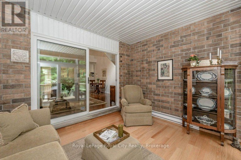 16 - 784 GORDON STREET, Guelph (Kortright East), Ontario, N1G5C8