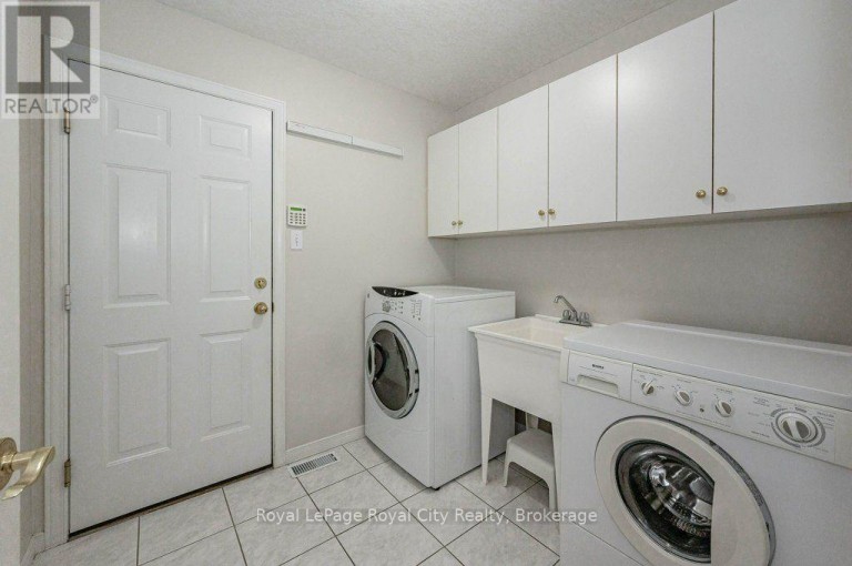 16 - 784 GORDON STREET, Guelph (Kortright East), Ontario, N1G5C8
