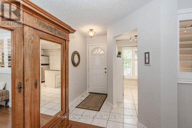 16 - 784 GORDON STREET, Guelph (Kortright East), Ontario, N1G5C8