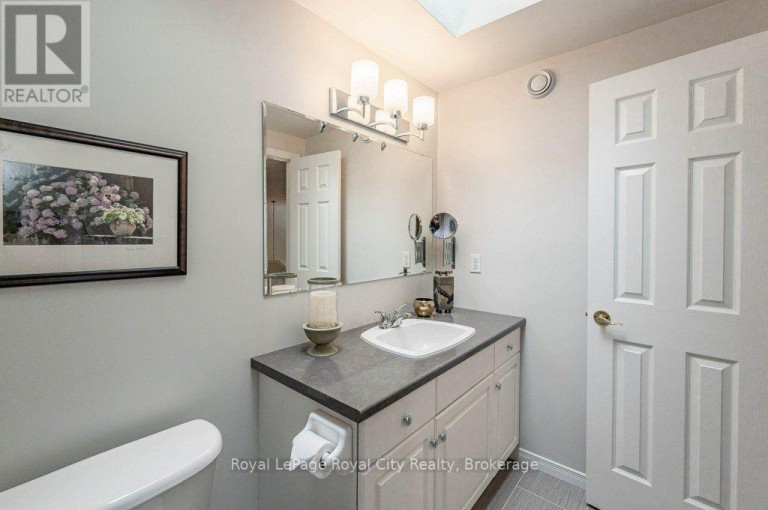 16 - 784 GORDON STREET, Guelph (Kortright East), Ontario, N1G5C8