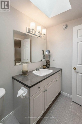 16 - 784 GORDON STREET, Guelph (Kortright East), Ontario, N1G5C8