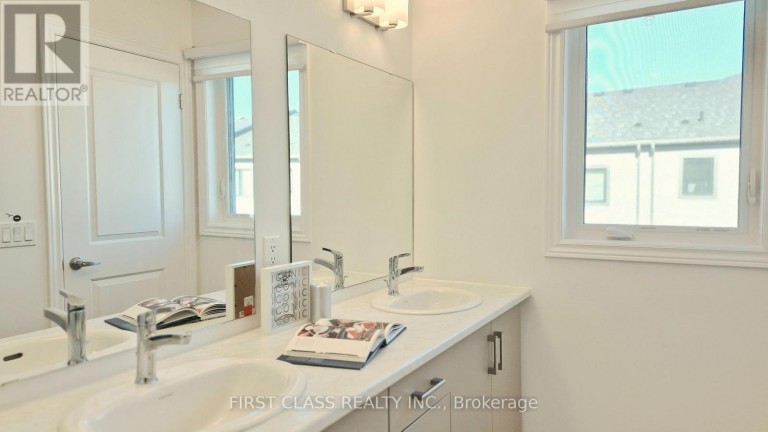 52 SORBARA WAY, Whitby (Brooklin), Ontario, L1M0M4