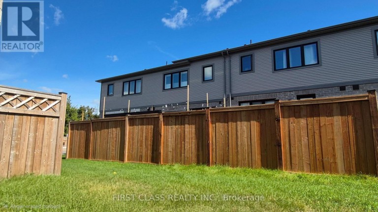 52 SORBARA WAY, Whitby (Brooklin), Ontario, L1M0M4