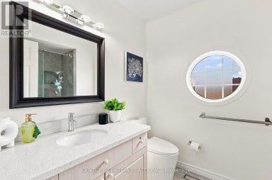 136 ROLLINGHILL ROAD Richmond Hill (Jefferson) Ontario photo 32