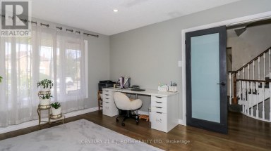 61 BARWICK DRIVE W Barrie (West Bayfield) Ontario photo 13