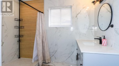 61 BARWICK DRIVE W Barrie (West Bayfield) Ontario photo 17