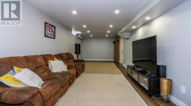 61 BARWICK DRIVE W Barrie (West Bayfield) Ontario photo 23