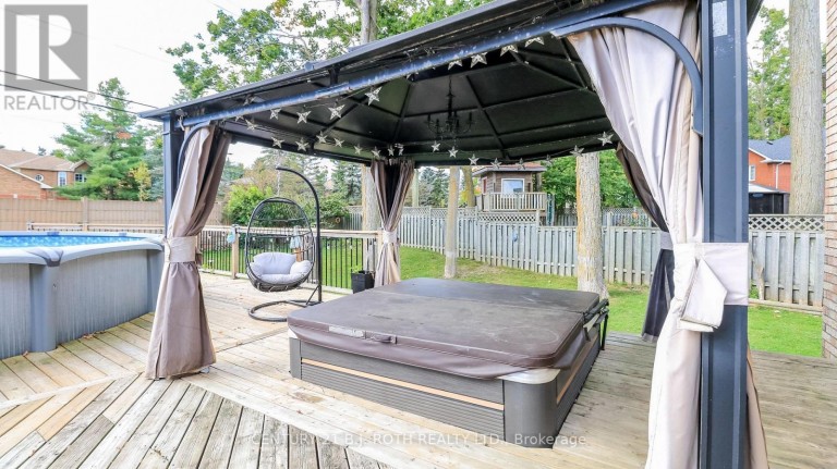 61 BARWICK DRIVE W, Barrie (West Bayfield), Ontario, L4N6Z5