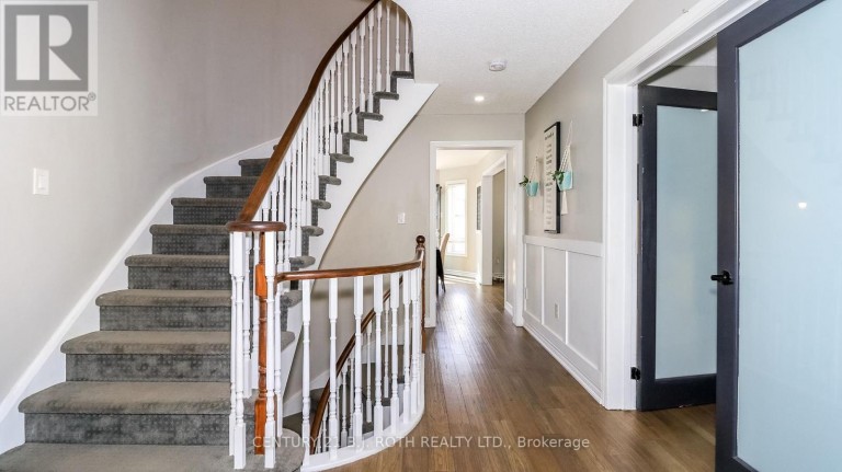 61 BARWICK DRIVE W, Barrie (West Bayfield), Ontario, L4N6Z5