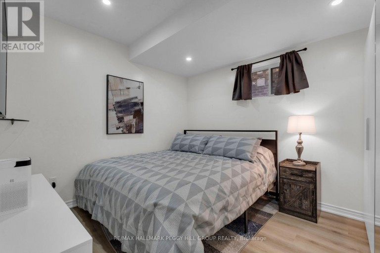 247 DIANA DRIVE, Orillia, Ontario, L3V8J8