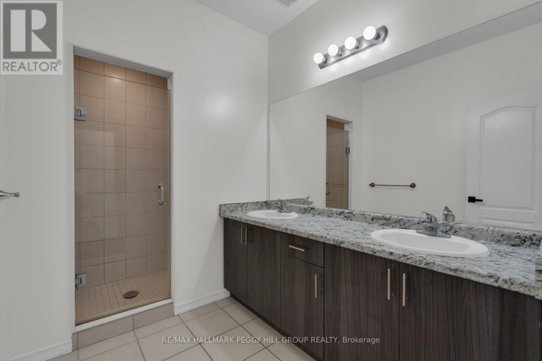 247 DIANA DRIVE, Orillia, Ontario, L3V8J8
