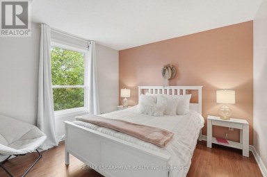 322 - 2030 CLEAVER AVENUE Burlington (Headon) Ontario photo 10