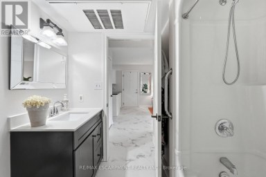 322 - 2030 CLEAVER AVENUE Burlington (Headon) Ontario photo 13