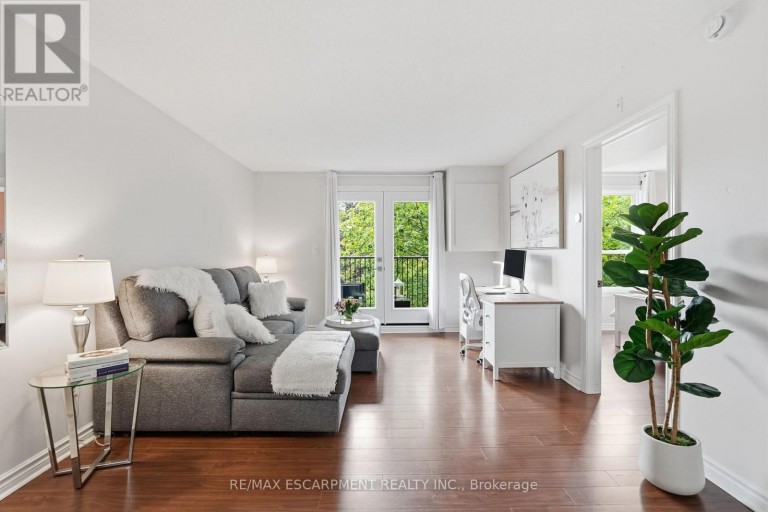 322 - 2030 CLEAVER AVENUE, Burlington (Headon), Ontario, L7M4C3