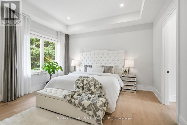 1544 LOCHLIN TRAIL, Mississauga (Mineola), Ontario, L5G3V7