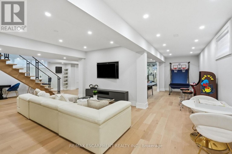 1544 LOCHLIN TRAIL, Mississauga (Mineola), Ontario, L5G3V7