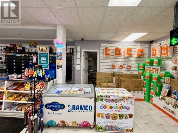 160 GUELPH STREET, Halton Hills (Georgetown), Ontario, L7G4A6