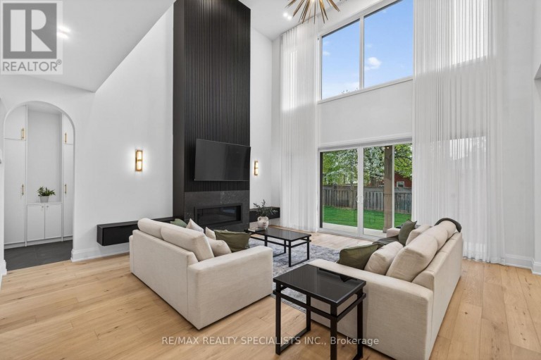 431 SEATON DRIVE, Oakville (WO West), Ontario, L6L3Y3